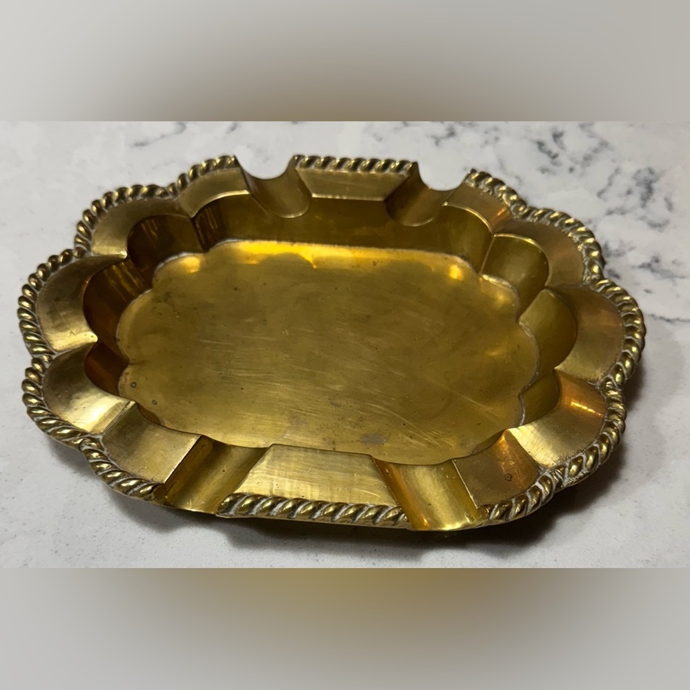 Vintage Chez Solid Brass Ashtray Catchall Tray Trinket Dish‎ HEAVY